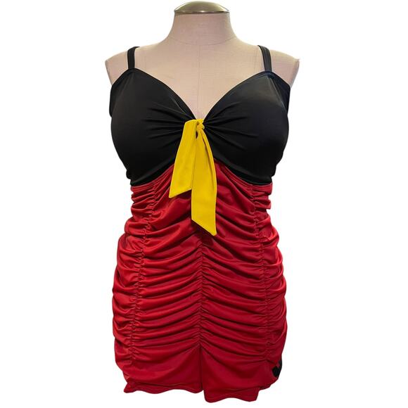 Torrid Size 6 Bra Cup D/DD One Piece Disney Mickey Mouse Romper Pin Up Swimsuit - Picture 2 of 4